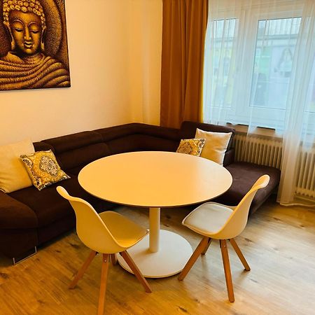 Zentrale Wohnung Mit Balkon 科布倫茨 外观 照片
