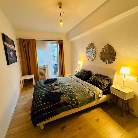 Zentrale Wohnung Mit Balkon 科布倫茨 外观 照片