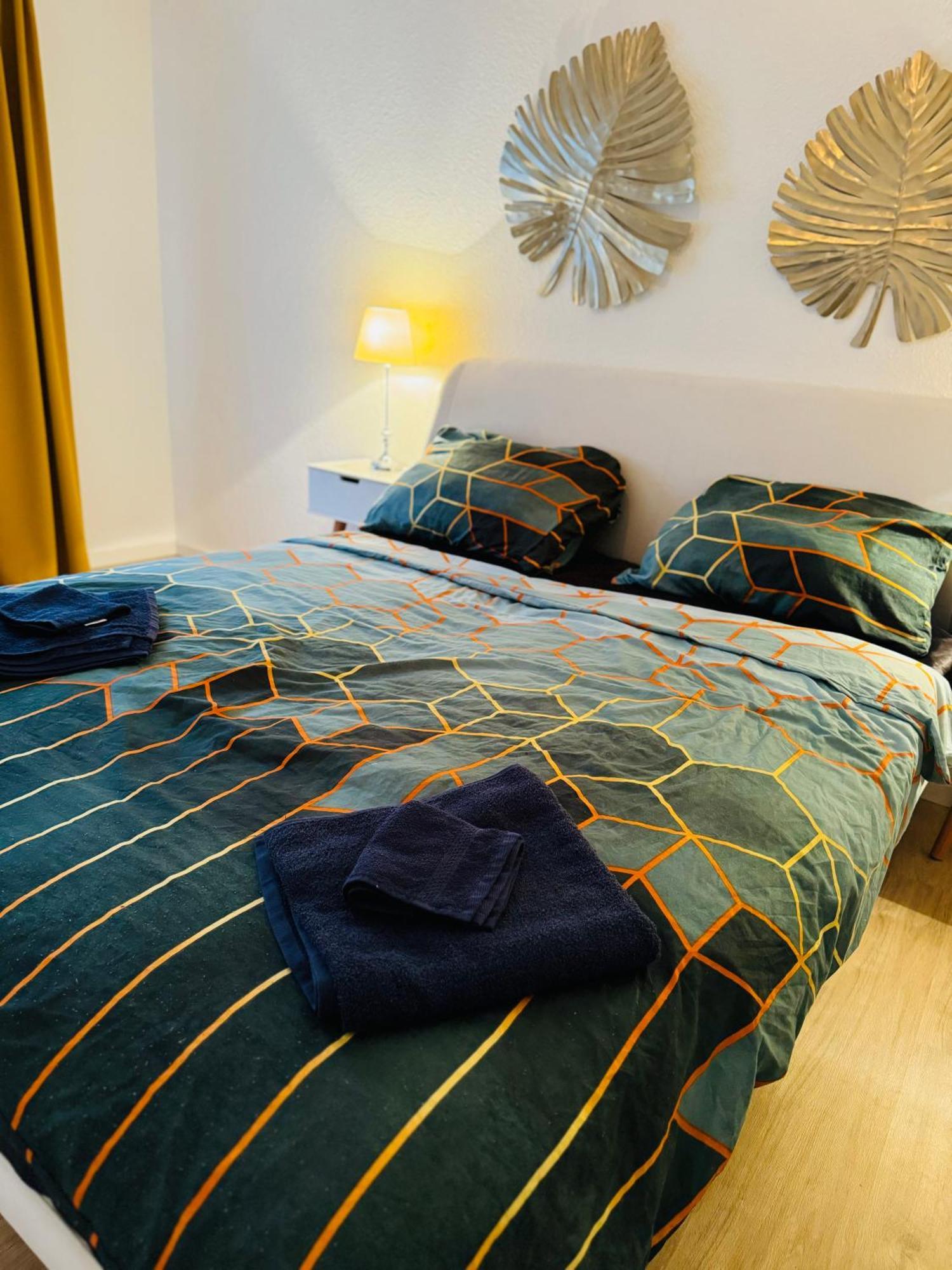 Zentrale Wohnung Mit Balkon 科布倫茨 外观 照片